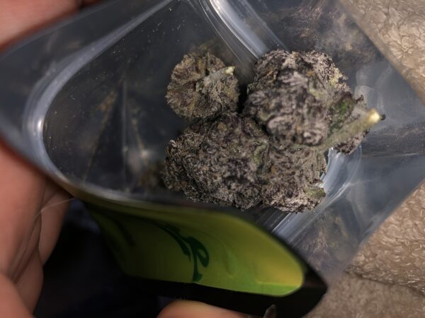 weed shake bundle quattro, buy weed shake bundle quattro, quattro cannabis shake mix, quattro THC shake bundle, quattro trim shake online, quattro infusion shake, quattro shake variety pack
